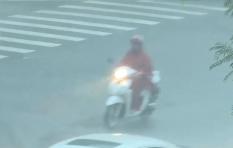 TPHCM sẽ mưa lớn trong 2 ngày tới, áp thấp có thể mạnh lên thành bão