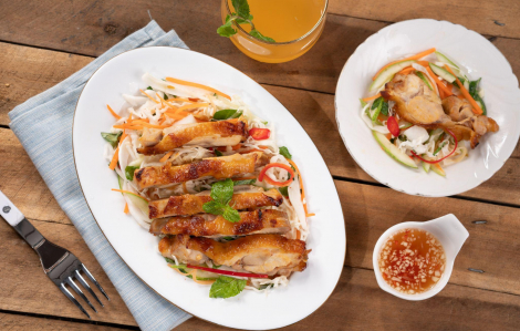 Gỏi gà Mỹ nướng sả - Vị ngon khó cưỡng, giải ngán ngày hè