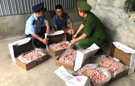 Phát hiện 1 tấn chân gà nhãn hiệu KZERO không có hóa đơn chứng từ