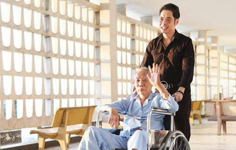 Cha xa rồi, vẫn còn đây hơi ấm vòng tay…