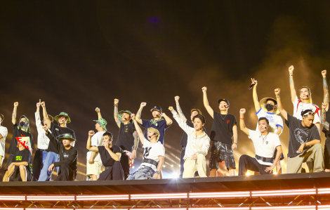 Hé lộ hình ảnh tổng duyệt concert ‘Anh trai vượt ngàn chông gai’ tại Hưng Yên