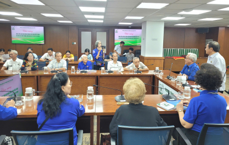 Cựu cán bộ Đoàn và Trung tâm Báo chí TPHCM cùng ôn chuyện xưa, tiếp lửa hôm nay