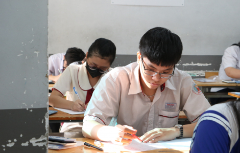 Không để việc sắp xếp chính quyền tác động xấu đến kỳ thi tốt nghiệp THPT