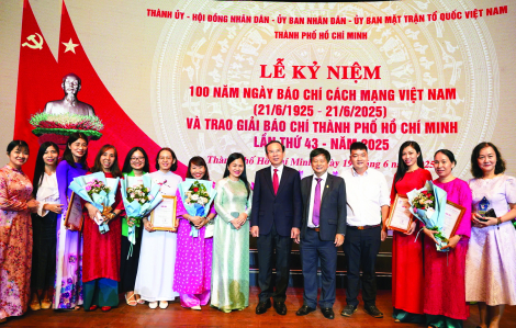 Giải Báo chí TPHCM lần thứ 43: Tri ân 1 thế kỷ dấn thân và phụng sự