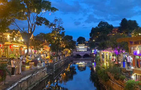 Ăn và chơi ở nơi cảnh sắc nức tiếng Lệ Giang