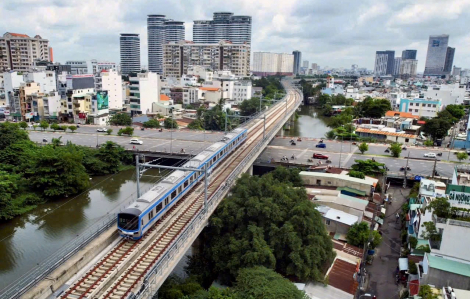 Metro số 1 tăng tốc phục vụ cuối năm, thêm chuyến, mở rộng tiện ích