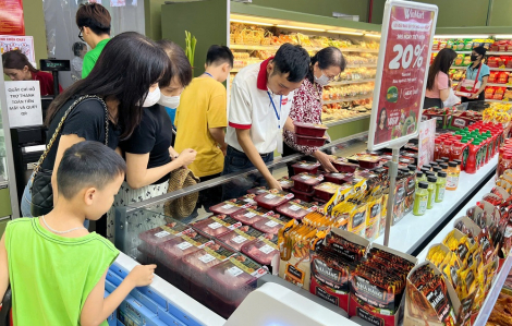 Người trẻ thay đổi thói quen mua thịt: Từ chợ truyền thống đến kênh bán lẻ hiện đại