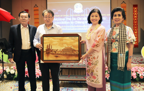 Nồng ấm tình đồng nghiệp báo chí TPHCM và Chiang Mai