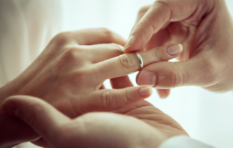 Nỗi sợ lên xe hoa lần nữa: Vì sao nhiều phụ nữ chọn yêu nhưng không cưới?