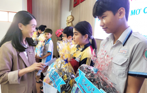 Để rộng mãi những vòng tay yêu thương