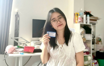Những tấm thẻ “quyền năng” của Gen Z