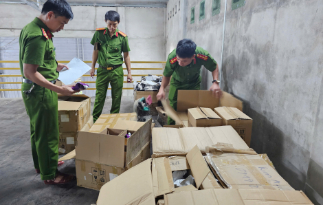 Phát hiện 2,5 tấn mỹ phẩm nhập lậu