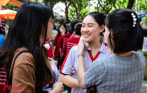 Dù kết quả thi có thế nào, mẹ vẫn yêu con!