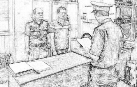 Bắt người giật sập cổng nhà hàng xóm vì bị nhắc hát karaoke gây ồn ào