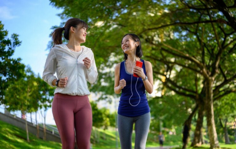 Đi bộ hay đạp xe giúp giảm cân hiệu quả hơn?