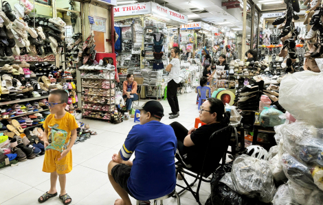 Tiểu thương ở nhiều chợ buôn bán trở lại sau khi gỡ vướng hóa đơn điện tử