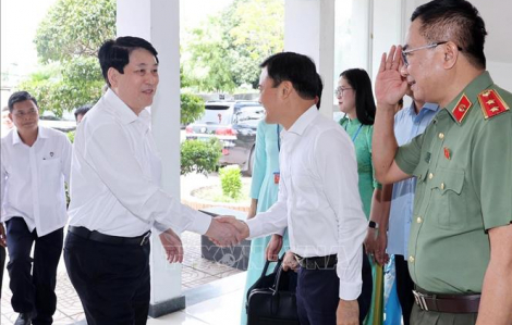 Chủ tịch nước Lương Cường tiếp xúc cử tri 2 huyện Hóc Môn và Củ Chi