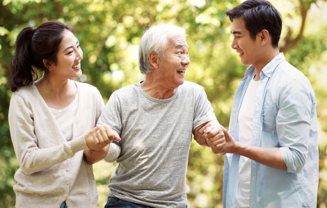 Tranh cãi về xu hướng làm “cháu toàn thời gian” của thanh niên Trung Quốc