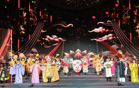 Hát mừng Thành phố mới