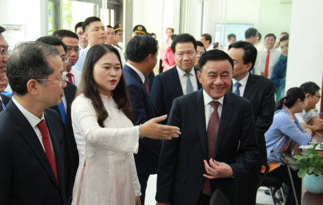 Thường trực Ban Bí thư Trần Cẩm Tú kiểm tra vận hành phường mới ở Đà Nẵng