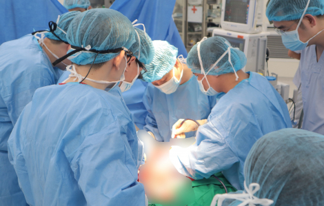 3 người hồi sinh, 2 bệnh nhân tìm lại được ánh sáng từ nghĩa cử cứu người