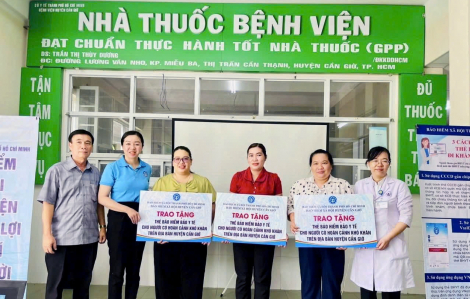 TPHCM đẩy mạnh tuyên truyền bảo hiểm xã hội, bảo hiểm y tế: “Gõ cửa từng nhà” để an sinh xã hội bền vững