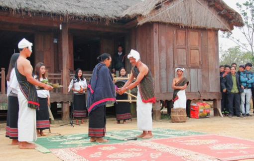 Giữ gìn văn hóa phi vật thể các dân tộc thiểu số có nguy cơ mai một ở Việt Nam