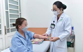 Dùng “thuốc” giảm cân thải độc, người phụ nữ nguy kịch
