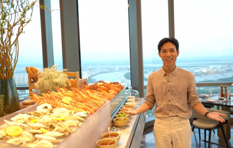 Ngắm hoàng hôn view “triệu đô” và thưởng thức buffet hải sản trên cao tại Sài Gòn