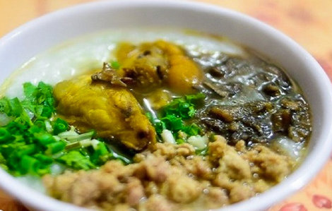 Nhập viện cấp cứu sau khi ăn món "cháo độc" tự nấu