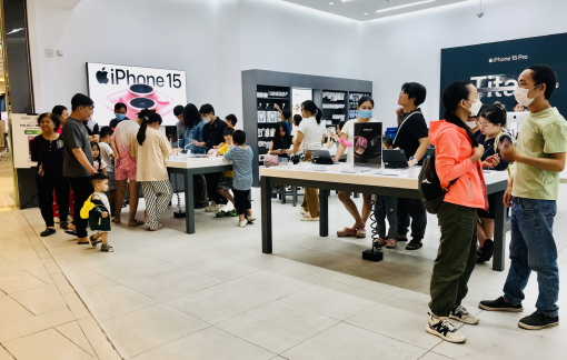 iPhone giảm giá mạnh, sức mua tăng nhiệt
