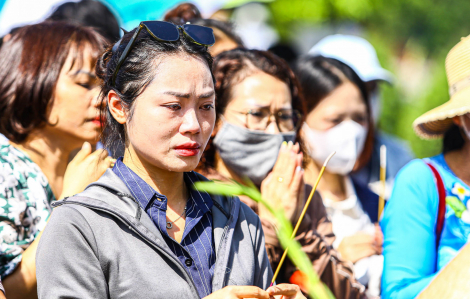 Người dân xúc động tưởng nhớ cố Tổng bí thư Nguyễn Phú Trọng