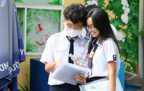 Tốt nghiệp THPT, nên đi làm hay đi học tiếp?