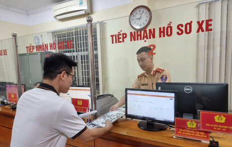 Muốn sang tên xe trên Cổng dịch vụ công Bộ Công an, cần làm gì?