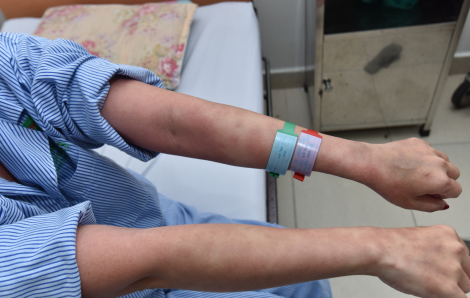 Dùng “thuốc” giảm cân thải độc, người phụ nữ nguy kịch