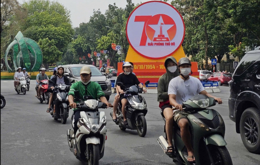 Hà Nội sẽ hỗ trợ tiền cho người dân chuyển từ xe máy xăng sang xe điện