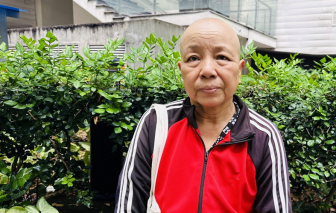 Người mẹ bị ung thư khát khao được sống bên con