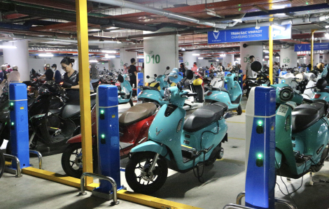 TPHCM có thể dành ít nhất 60ha đất công để xây trạm sạc xe điện