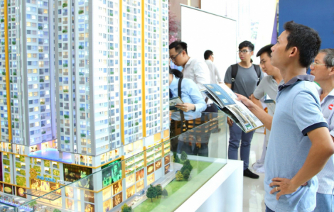 Bộ Tư pháp: Không thể thay thế công chứng trong giao dịch bất động sản