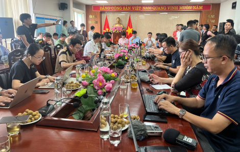 Tàu Vịnh Xanh 58 rời bến trước khi có cảnh báo dông lốc