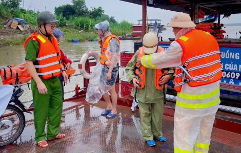 Hà Nội triển khai nhiều biện pháp ứng phó bão số 3 trên tuyến sông Hồng