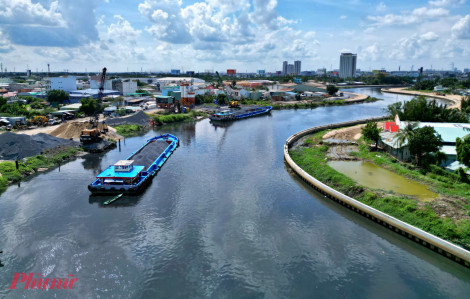 Lộ diện con đường tuyệt đẹp uốn quanh dòng kênh ô nhiễm sau gần 3 năm thi công