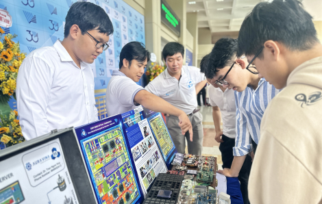 Tài trợ 100 tỉ đồng cho Đại học Quốc gia TPHCM để thu hút nhân tài