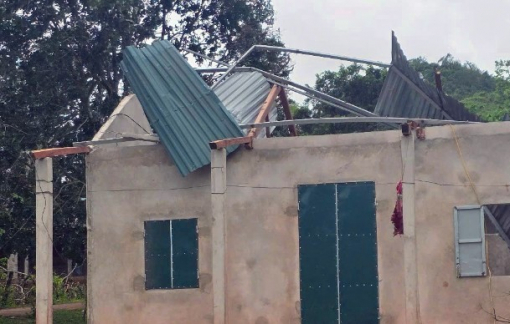 24 ngôi nhà ở Quảng Trị tốc mái, đổ sập do ảnh hưởng bão Wipha