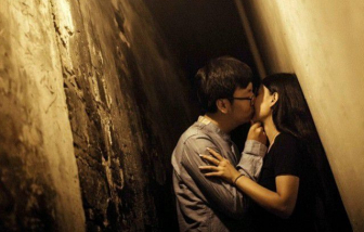 Ngoại tình nơi công sở: Đừng bắt đồng nghiệp im lặng!