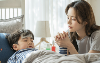 Đi làm về không thấy con đâu