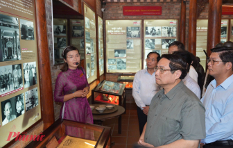 Thủ tướng Phạm Minh Chính dâng hương tưởng niệm Đại tướng Nguyễn Chí Thanh
