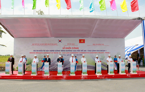Đồng Tháp khởi công dự án đường cao tốc Mỹ An - Cao Lãnh giai đoạn 1