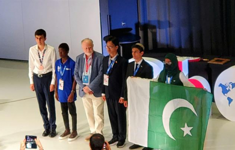 Học sinh Việt Nam giành giải thưởng “STEM for All” tại Olympic Vật lý Quốc tế