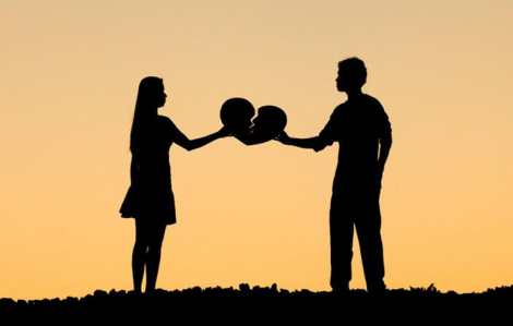 Chồng cũ gạ tình, làm sao để né?